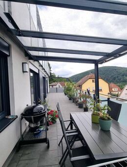 Exklusive 3-Zimmer-Wohnung mit großer Terrasse & Weitblick - Lohr (Main)