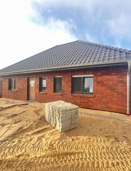 Provisionsfrei für Käufer: Neubau - Exklusiver Winkelwalmdachbungalow mit unverbaubarem Naturblick! - Lathen