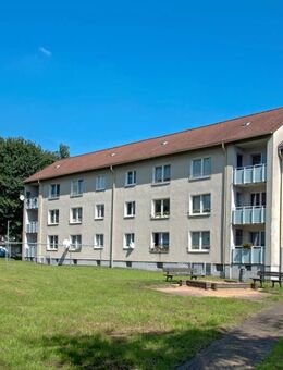 Bald mit Laminat und tapeziert - 3-Zimmer-Wohnung in Castrop-Rauxel Merklinde - Castrop-Rauxel
