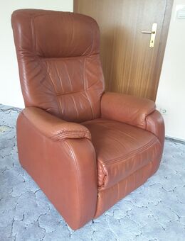 Ledercouch und 2 Sessel mit Relaxfunktion zu verschenken - Berlin