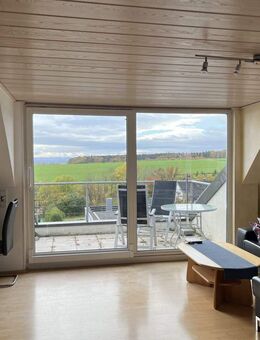 Herrenberg-Haslach: 2-Familienhaus mit Gewerbeeinheit - Herrenberg