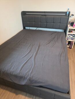 Polsterbett 160x200 mit LED & Stauraum - Aichstetten