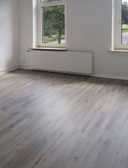 Renovierte 3-Zimmer-Wohnung mitten in Lehe - zentrale Lage - 85 m² - Bremerhaven