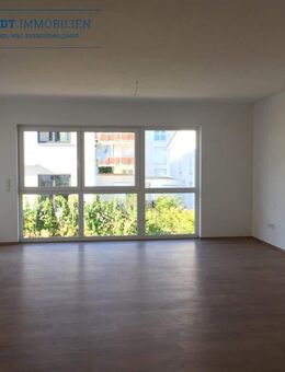 Moderne 3 Zimmerwohnung mit Balkon, Fahrstuhl und Tiefgarage im Idsteiner Nassauviertel... - Idstein