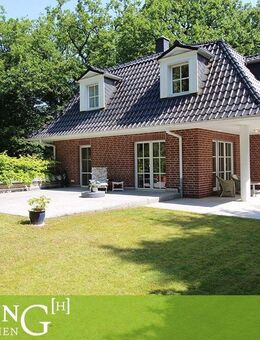 Stadtvilla in Bestlage auf parkähnlichem Grundstück - Großhansdorf