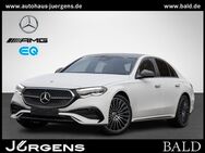 Mercedes E 200, AMG Superscreen Digital Burm4D 20, Jahr 2024 - Siegen (Universitätsstadt)