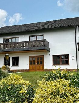 LIF-SCHNEY! RUHIGES WOHNEN IM FREISTEHENDEN WOHNHAUS MIT GARAGE U.V.M... - Lichtenfels (Bayern)