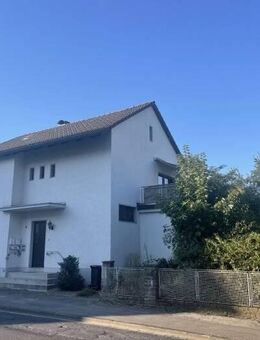 2 Fam. Haus mit Baugrundstück, im Zentrum von Leichlingen - Leichlingen (Rheinland, Blütenstadt)