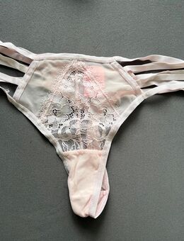 Hunkemöller Noir Dessous sexy String Tanga Größe M rosa - Stuttgart