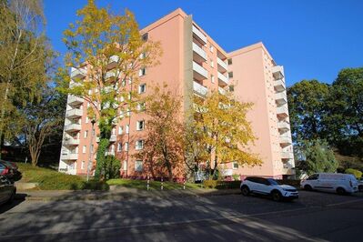 Sanierte Erdgeschosswohnung mit Stellplatz in ruhiger Lage von Aachen-Laurensberg