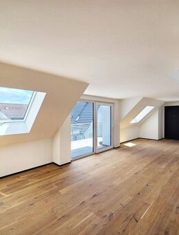 Maisonettewohnung mit gehobener Ausstattung und drei Balkonen - Gärtringen