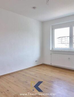 Klein aber Mein! Singlewohnung mit Fahrstuhl, kleiner Küchenzeile u. PKW-Stellpl. - Mühlhausen (Thüringen)