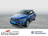 VW T-Roc, 2.0 TDI STYLE PLUS, Jahr 2024 - Eiselfing