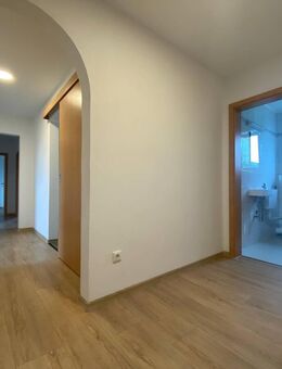 Sehr schöne, große 4-Zimmer-Wohnung mit Balkon in Irchenrieth zu vermieten! - Irchenrieth