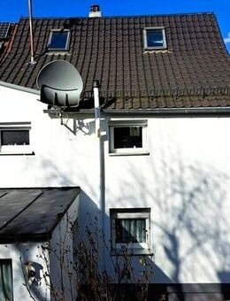 Neu renovierte DHH in ruhiger Aussichtslage von Schw. Gmünd mit Garten und Garage ! - Schwäbisch Gmünd