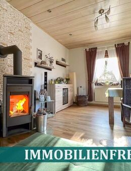 Stilvoll modernisiert: Gemütliche Wohnung mit Kamin, Erker und Garten an der Volme - Lüdenscheid