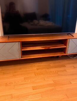 TV Lowboard Akazie Natur - Frankfurt (Main) Ostend