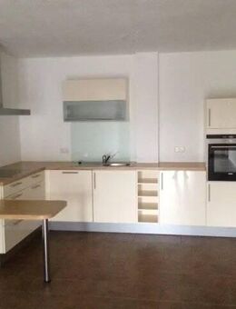 Moderne 2-Zimmer-Wohnung mit Balkon & Tiefgaragenstellplatz in Perl - Perl