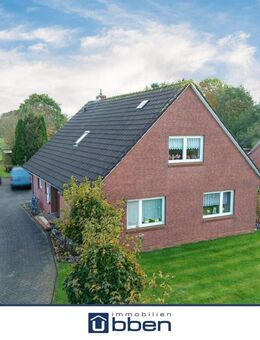 Charmantes Zweifamilienhaus mit großem Grundstück und flexibler Nutzung - Südbrookmerland