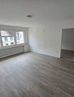 2-Zimmer in City-Lage(Eller), frisch saniert ab 15.08 - Düsseldorf