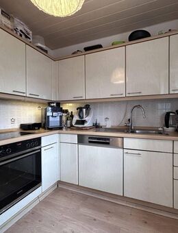 Sehr gepflegtes 1-2 Familienhaus in beliebter Lage von Kassel-Oberzwehren - Kassel