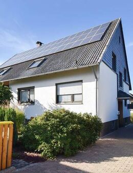 Ein-bis Zweifamilienhaus in schöner Lage von Ottbergen! - Schellerten