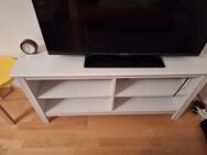 Fernsehertisch - Frankfurt (Main)