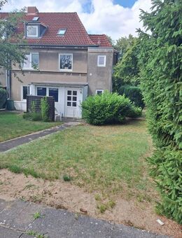 Ein Traum für Handwerker ; DHH in 23568 Lübeck - Schlutup - Lübeck