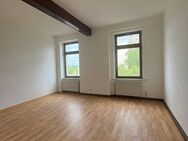 Gemütliche 2-Zimmer-Wohnung mit Balkon - Plauen