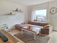 Helle und ruhig gelegene 3,5 Zimmer-Wohnung mit großem Südbalkon, Einbauküche und Pkw-Stellplatz in Vlotho-Ebenöde - Vlotho