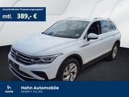 VW Tiguan, 2.0 TDI Elegance, Jahr 2021 - Böblingen