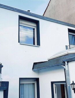 ca. 102,23 m² TRAUM VOM EIGENHEIM sofort einzugsbereit modernisiert auf ca. 141 m² Grundstück in Duisburg Beeck - Duisburg