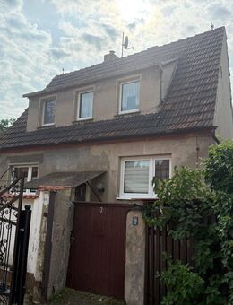 +++ Sanierungsbedürftiges Einfamilienhaus in Langendorf +++ - Weißenfels