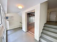stufenloser Zugang möglich: Renovierte 3-Zimmer-Wohnung mit neuem Laminatboden! - Gütersloh