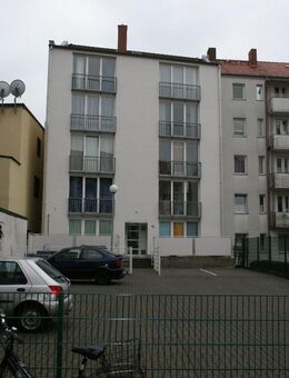 2 Zimmer Wohnung mit Einbauküche in Bremerhaven - Bremerhaven