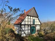 Uriges Fachwerkhaus mit Potential und ein großes Grundstück zur weiteren Bebauung mitten in Tecklenburg - Tecklenburg