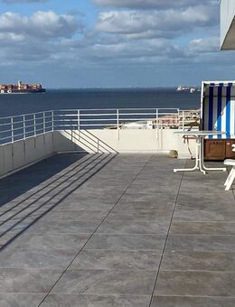 Penthouse mit Meerblick und Entwicklungspotenzial - Erstklassige Lage in erster Meereslinie - Cuxhaven