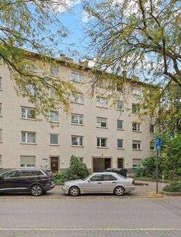 19-Familienhaus mit Stellplätzen,Balkonen, 5,8% Istrendite - Ludwigshafen (Rhein)