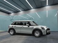 MINI Cooper S, Classic, Jahr 2022 - München