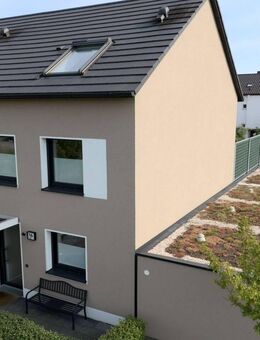 Zögern Sie nicht: Neuwertiges Reiheneckhaus mit Garten, Garage und Freistellplatz in Süßen - Süßen