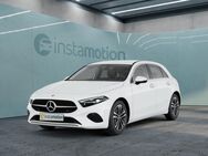 Mercedes A 200, , Jahr 2023 - München