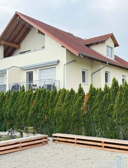 Neuer Preis - IN-Wettstetten-großzügige 3 Zi. OG Wohnung ohne Käuferprovision ! - Wettstetten