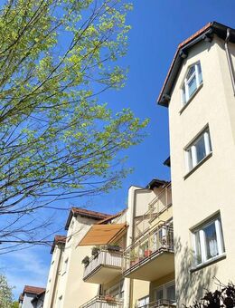 ++ Bezugsfreie helle Wohnung mit saniertem Bad, Balkon & Stellplatz ++ - Leipzig