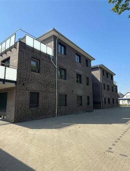 Attraktive Mietwohnungen in einem Niedrig-Energie- Mehrfamilienhaus mit geringen Nebenkosten -- mit Carport, Fahrradabstellraum. - Twistringen