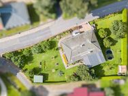 Großes Einfamilienhaus auf gepflegtem Grundstück mit überdachter Terrasse, Sauna und Blick auf die Elde - Lübz