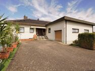 Sehr gepflegtes Einfamilienhaus mit Pool in ruhiger Lage von Trailsdorf - Hallerndorf - Hallerndorf