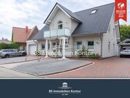 Einfamilienhaus mit gehobener Ausstattung, Garage, Carport, Terrasse und Gartenanlage! - Aurich