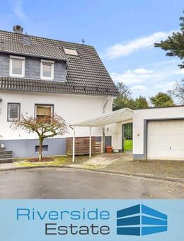 Remscheid| Attraktive DHH mit tollem Außenbereich, Indoor-Highlights & gepflegtem Gesamtbild! - Remscheid