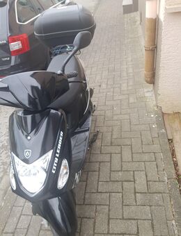 Mofa Roller 100km gelaufen fast neu - Büren