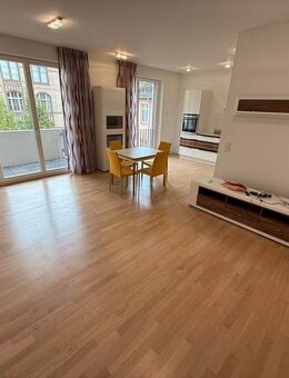 **Besichtigung: Sa., 27.12.25 um 13:00 Uhr** Möblierte Whg mit Balkon und Fitnessraum! - Berlin